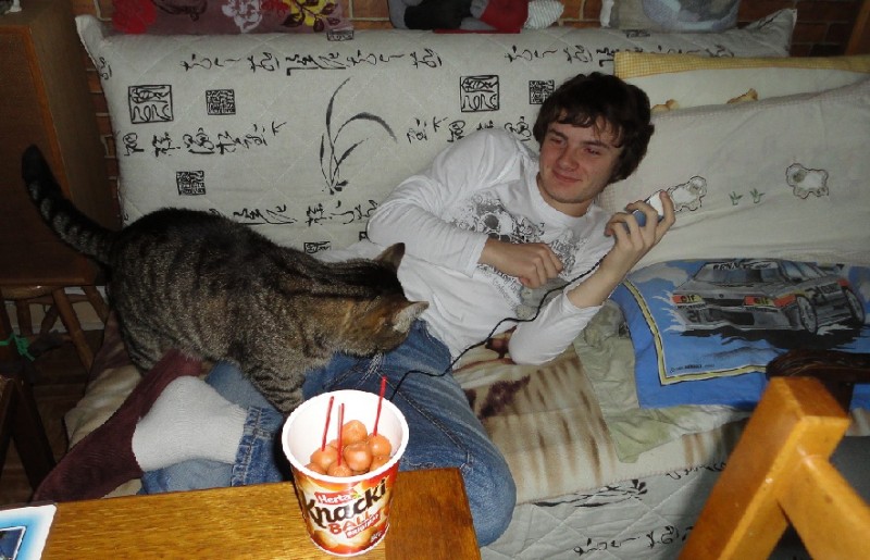 -.JPG